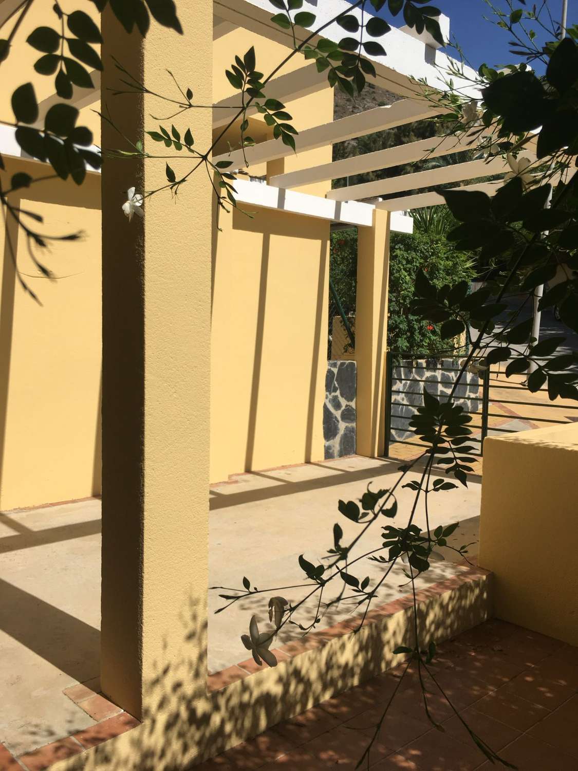 Larga temporada en Higueron