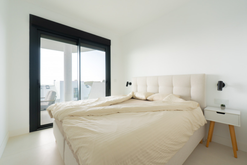 Apartamento a Estrenar Amueblado de 2 Dormitorios en Fuengirola, Costa del Sol