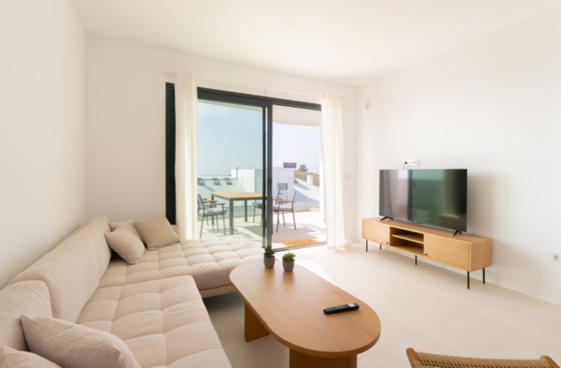 Apartamento a Estrenar Amueblado de 2 Dormitorios en Fuengirola, Costa del Sol