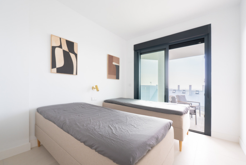Apartamento a Estrenar Amueblado de 2 Dormitorios en Fuengirola, Costa del Sol