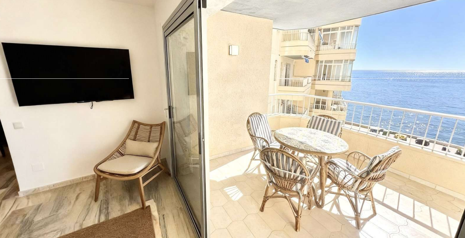 Ainutlaatuinen tilaisuus Fuengirolan Paseo Marítimon sydämessä!