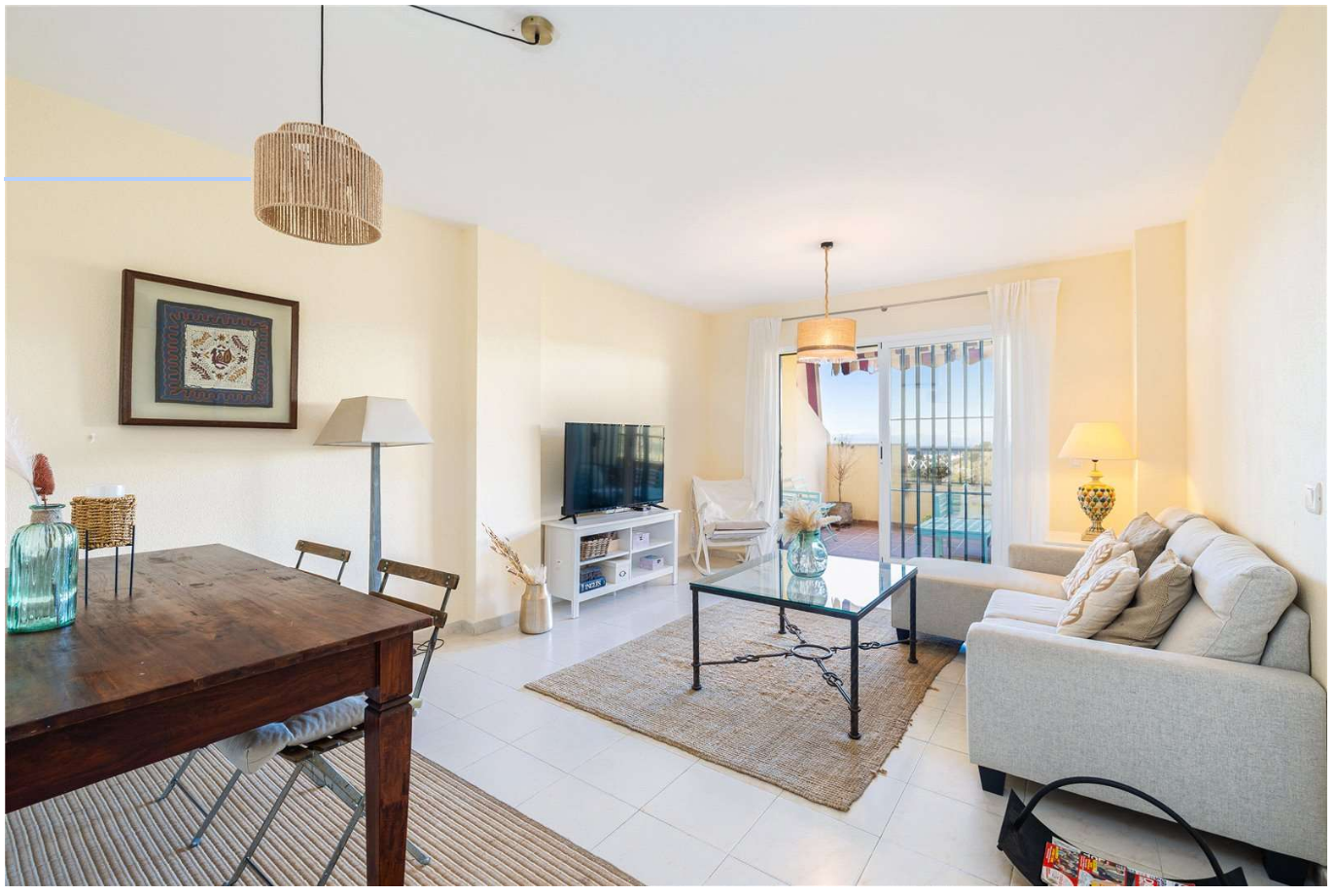 Eksklusiivinen asunto terassilla ja upeilla merinäkymillä Riviera del Solissa, Mijas Costassa