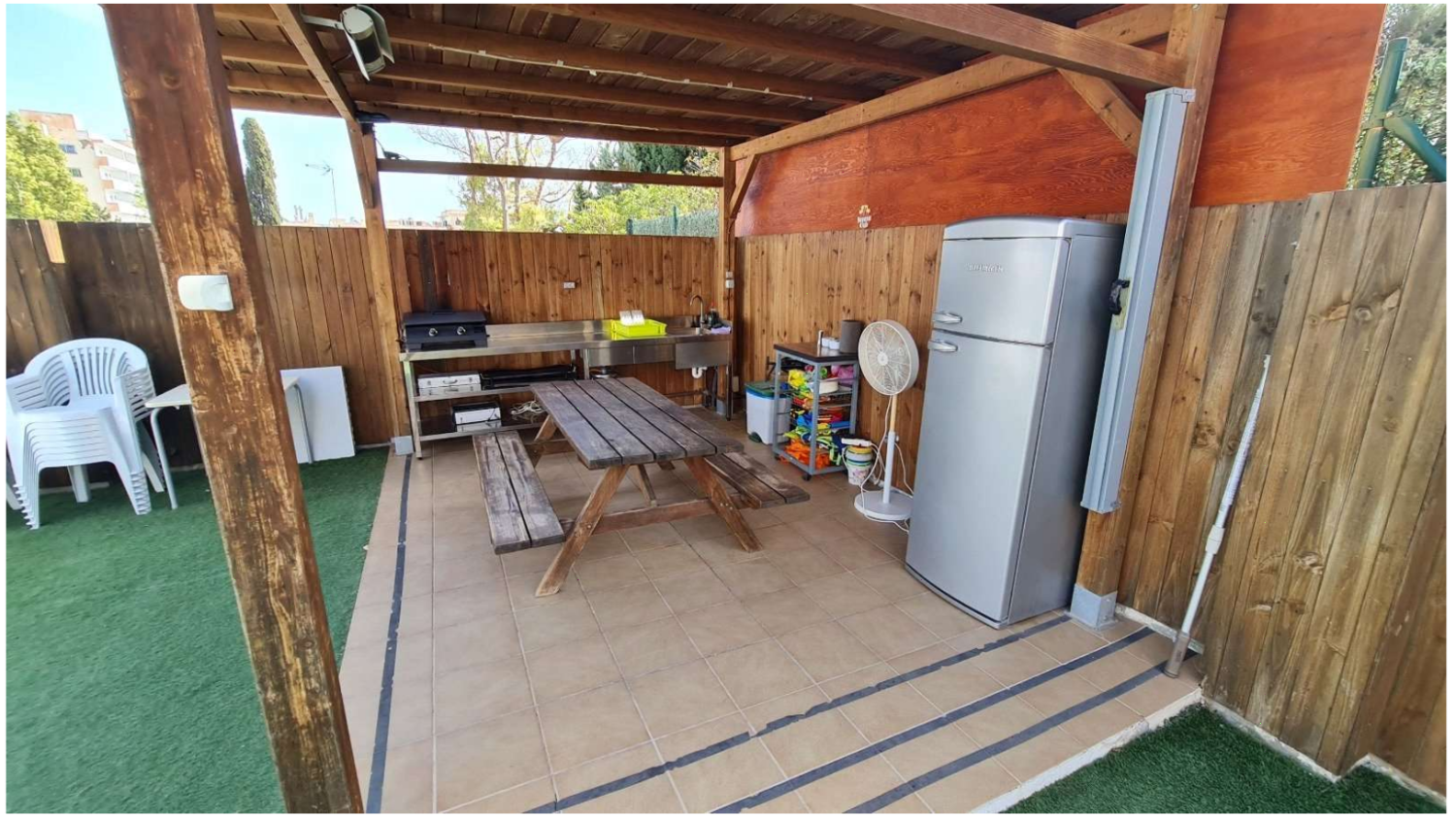 Villa Exclusiva en Torremolinos – Elegancia, Luz y Rentabilidad