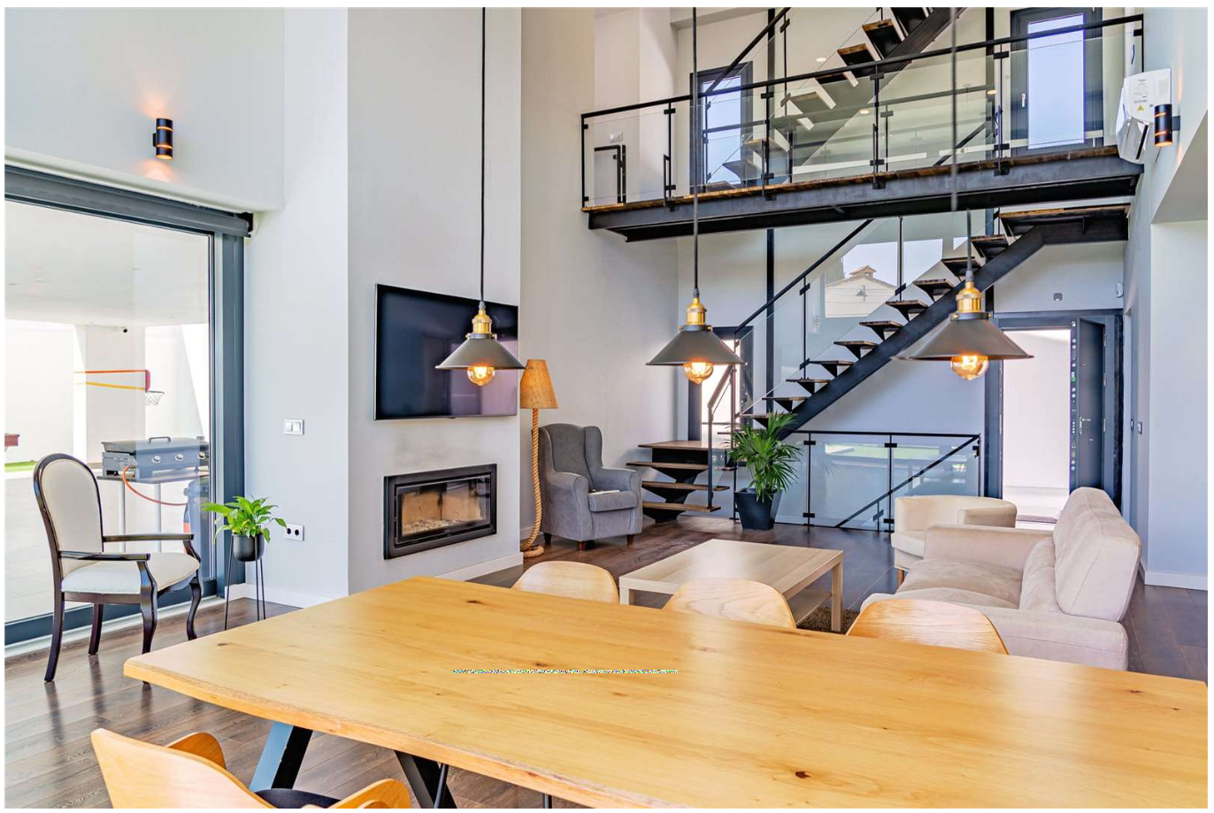 Villa Exclusiva en Torremolinos – Lujo, Luz y Ubicación Inmejorable