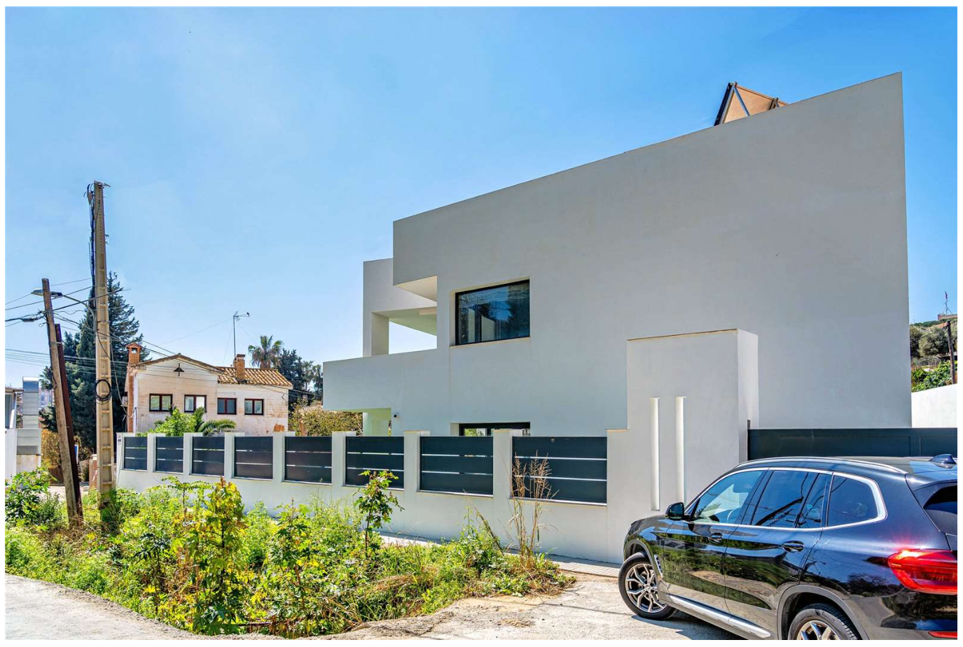 Villa Exclusiva en Torremolinos – Lujo, Luz y Ubicación Inmejorable