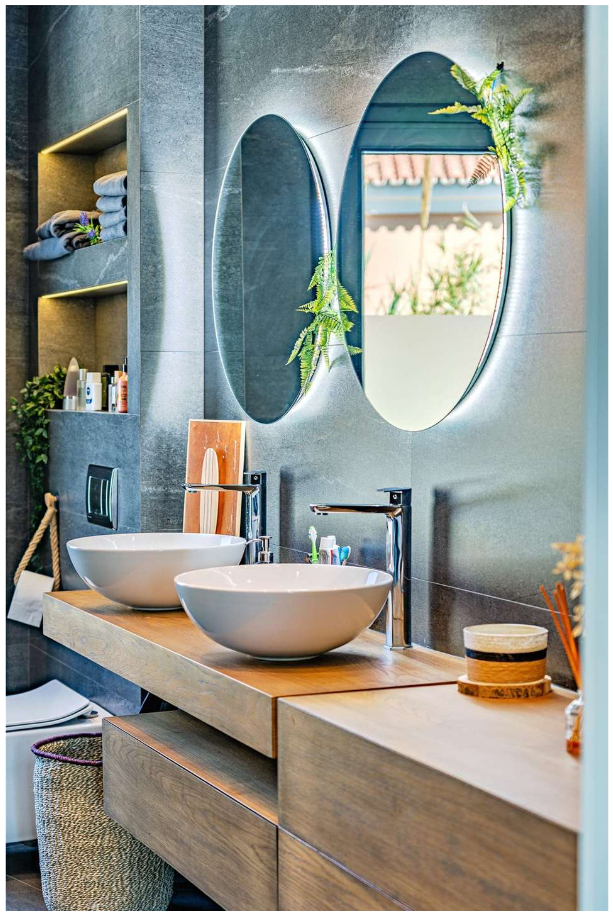 Villa Exclusiva en Torremolinos – Lujo, Luz y Ubicación Inmejorable