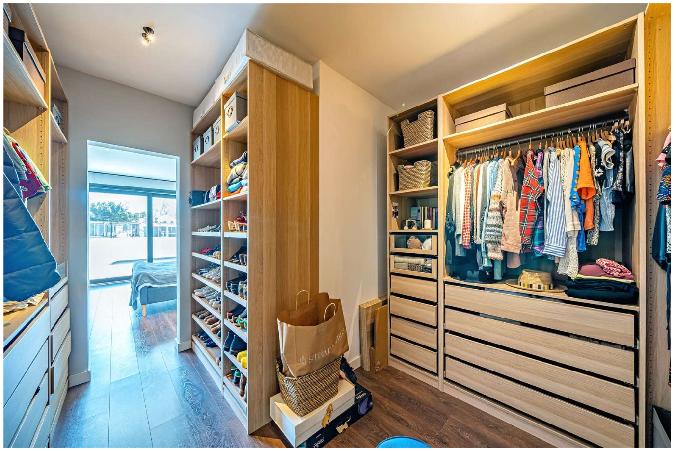 Villa Exclusiva en Torremolinos – Lujo, Luz y Ubicación Inmejorable