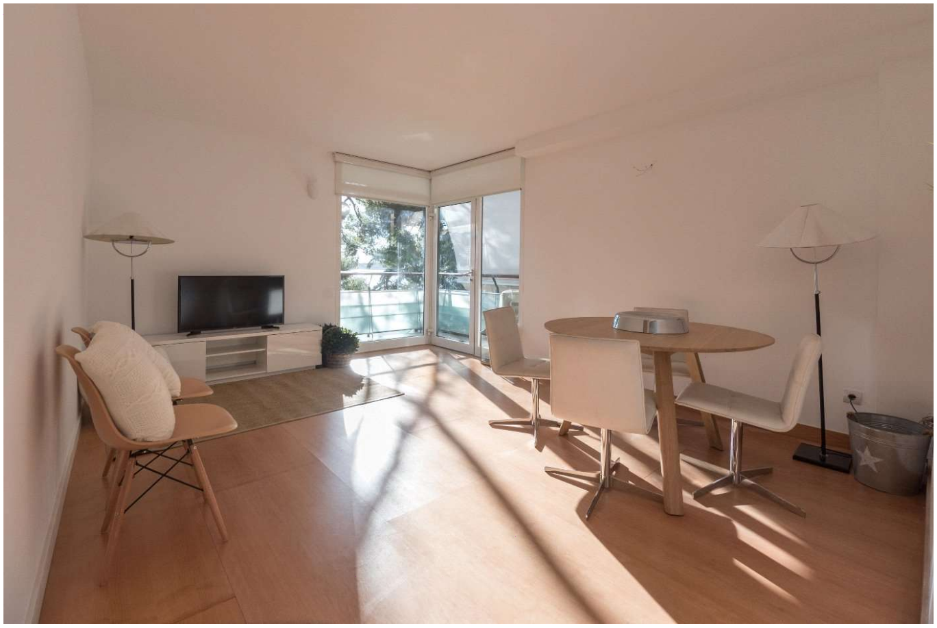 Modern lägenhet i frontlinjen med spektakulär havsutsikt i Illetas, Mallorca