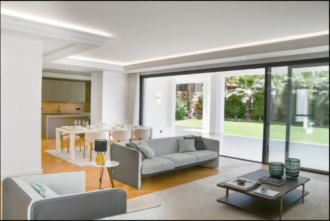 Exclusivas villas independientes ubicadas en una de las urbanizaciones más prestigiosas de la Milla de Oro