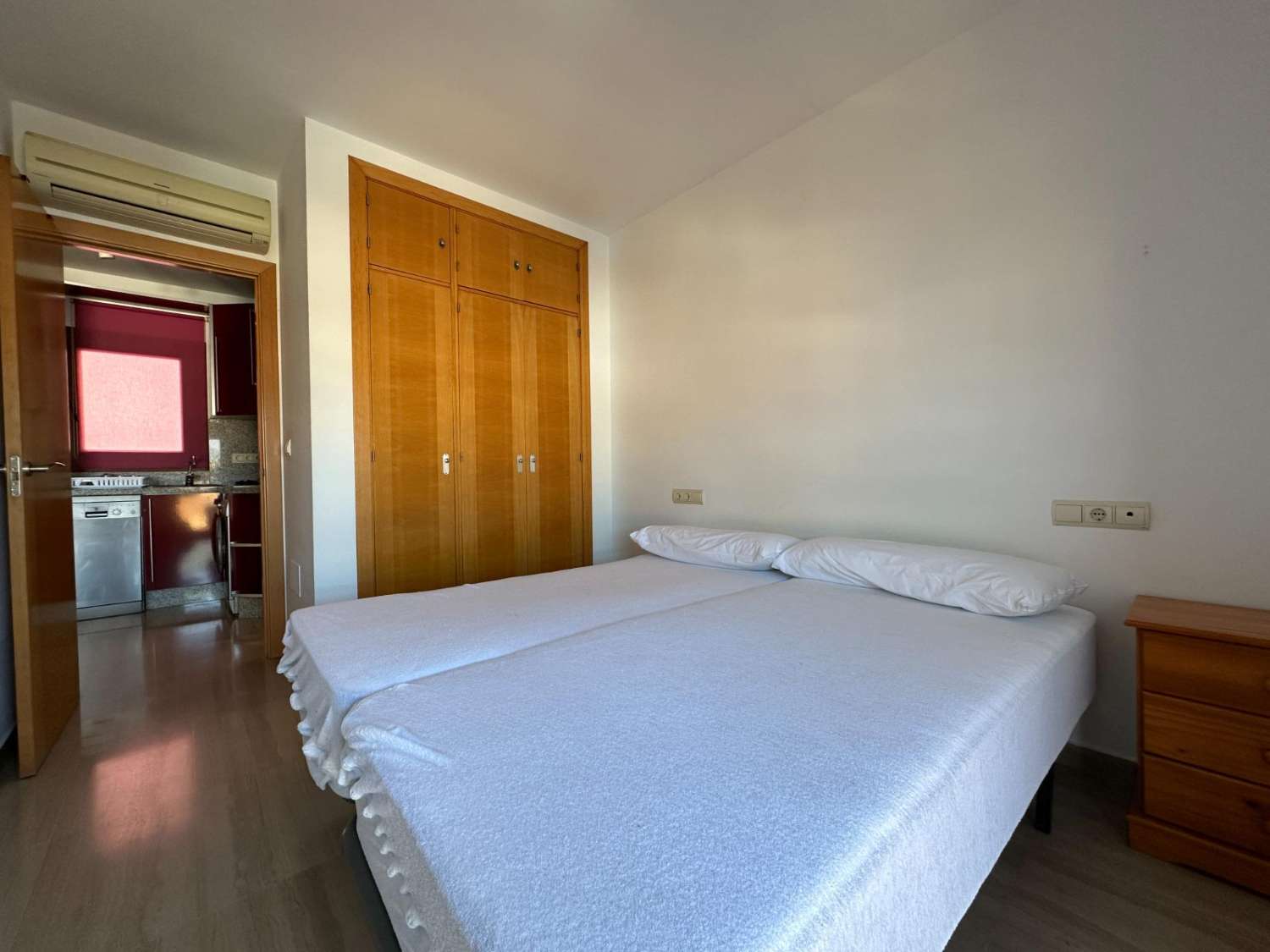 Luminoso apartamento de 1 dormitorio con terraza a un paso del mar, Fuengirola