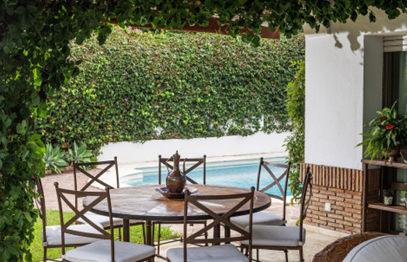 Вилла в продаже в Los Monteros (Marbella)