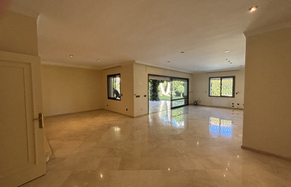 Вилла в продаже в Los Monteros (Marbella)