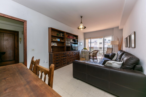 Piso de 108 m² con vistas al mar en pleno centro de Fuen...